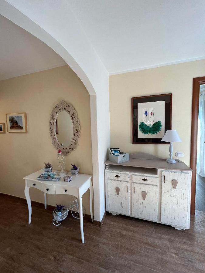B&B La Dolce Sosta Фонні Екстер'єр фото